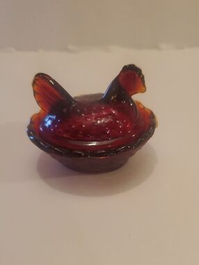 Roses Closet Ruby Red Hen On Nest
